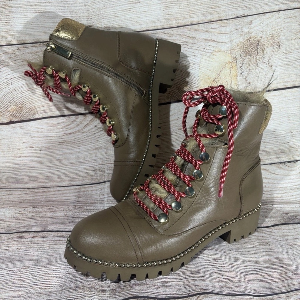 CECELIA New York Trekker Women’s Sz 6.5M Dirty Gold Combat Boots